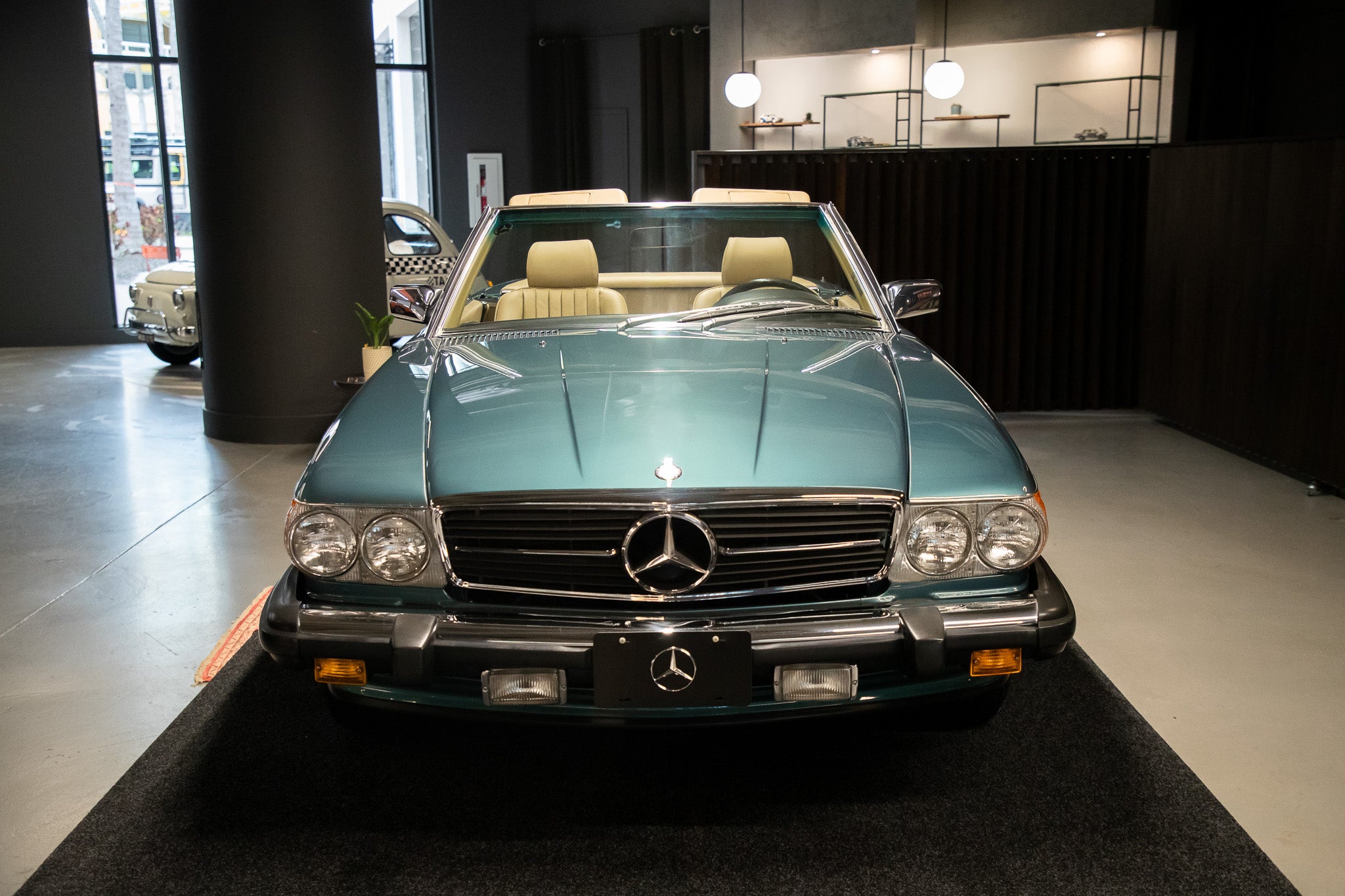 1987 Mercedes Benz 560SL