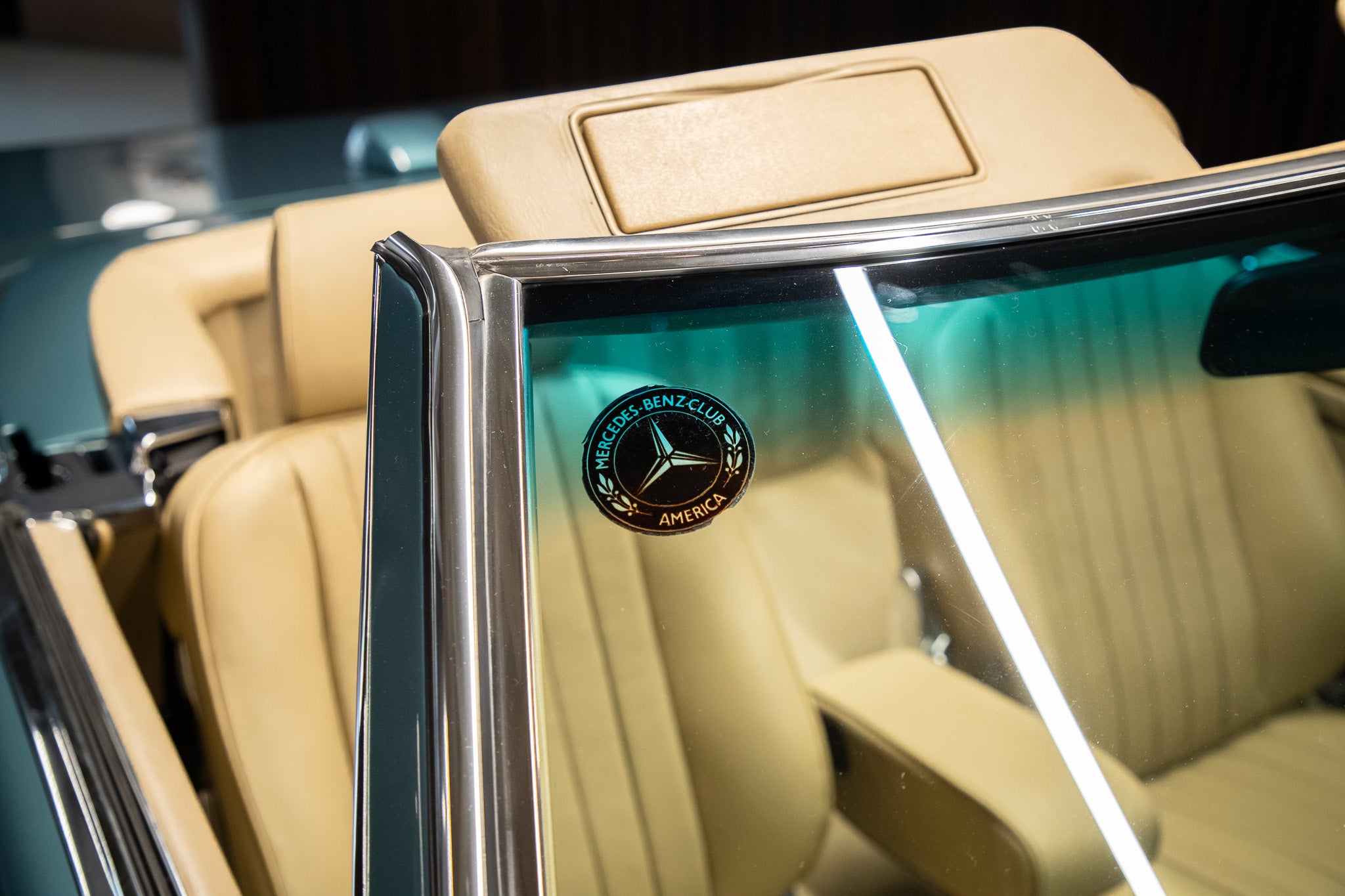 1987 Mercedes Benz 560SL
