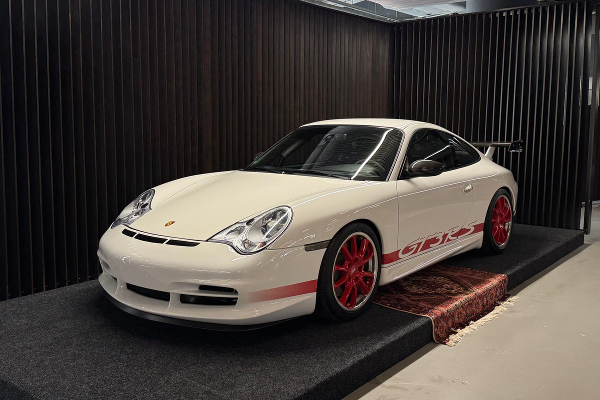 2004 Porsche 996 GT3 RS in Carrera White, photo 1