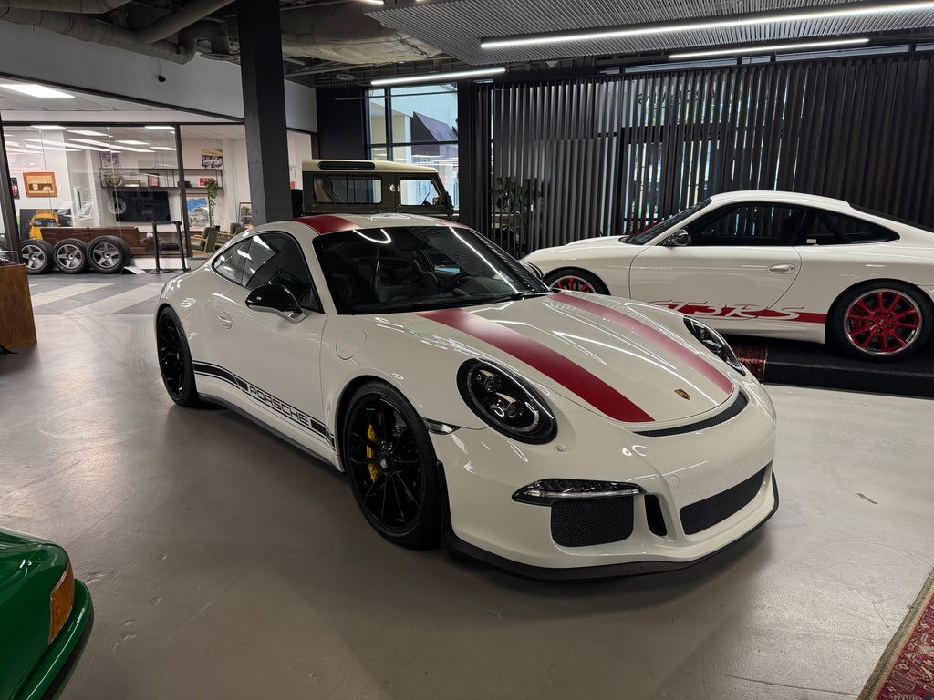 2016 Porsche 911 R in white with red stripes, photo 1