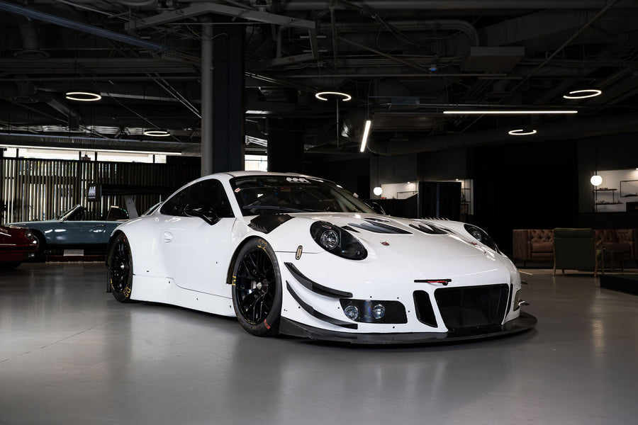2017 Porsche 991.1 GT3 R race car, photo 1
